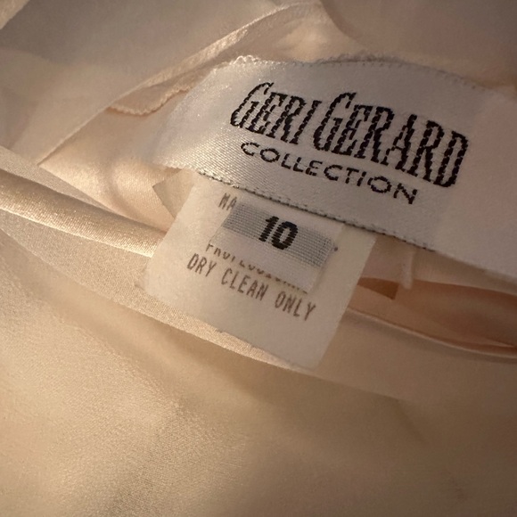 Geri Gerard Collection Silk Short Sleeve Blouse Too - Picture 6 of 9